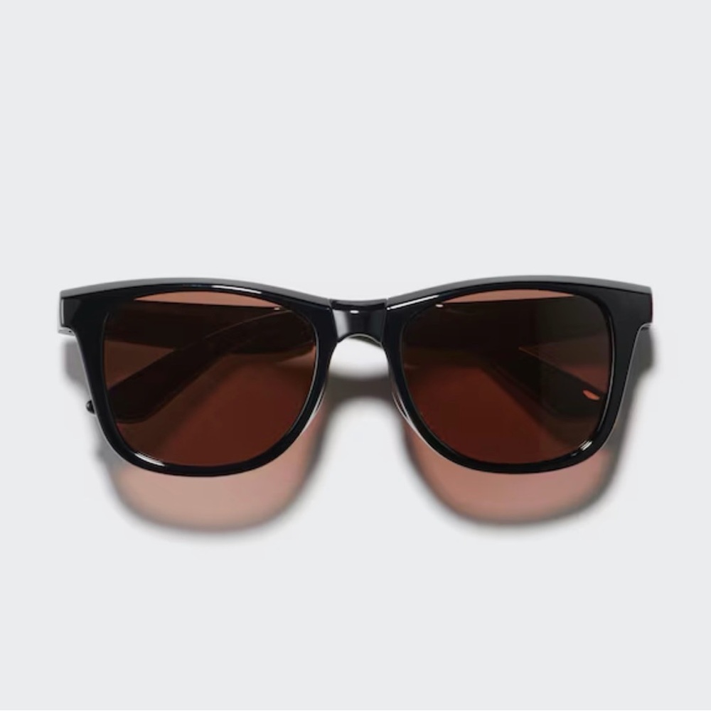 Uniqlo Wellington Folding Sunglasses like new